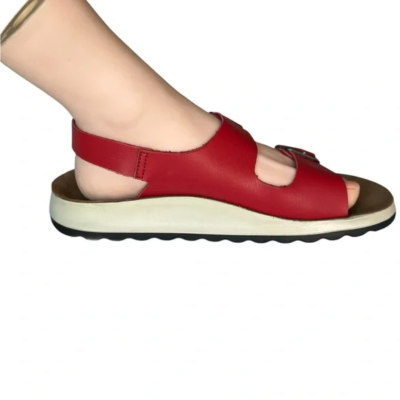 Fly Flot Woman’s Vibrant Red Sandals/Slippers  Made in Italy US 7 - Picture 5 of 10